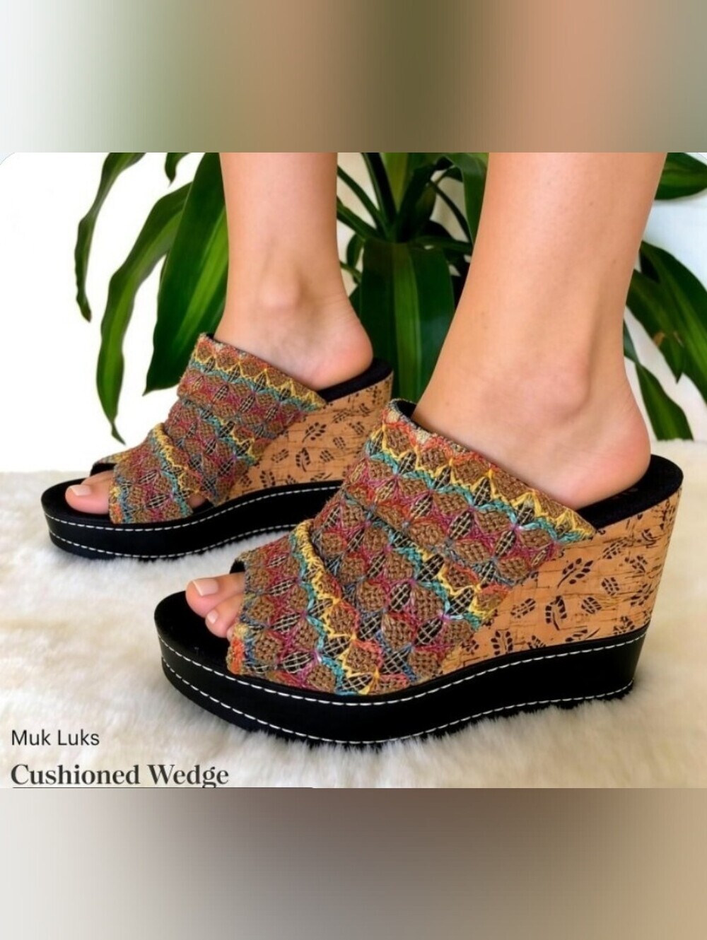 Cushioned Wedge platform Muk Luks